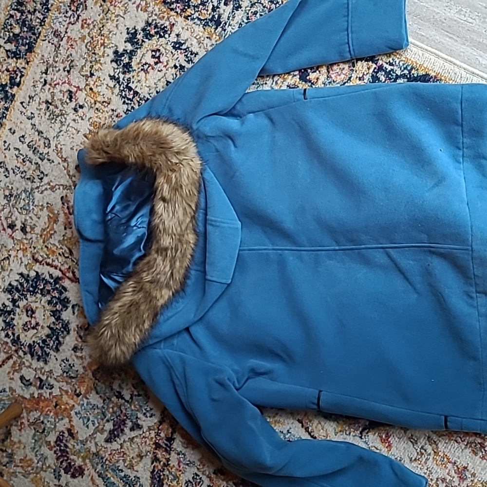 New C. WONDER coats - Picture 10 of 14
